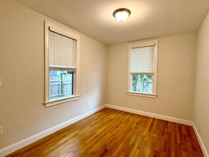 15-17 Plymouth St in Cambridge, MA - Building Photo - Building Photo