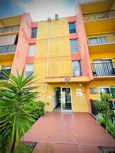 4705 NW 7th St in Miami, FL - Building Photo - Building Photo