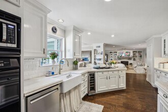 12503 Woodthorpe Ln in Houston, TX - Building Photo - Building Photo