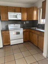 2710 W 76th St in Hialeah, FL - Building Photo - Building Photo