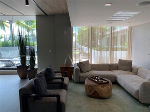 2960 NE 207th St, Unit 609 in Aventura, FL - Building Photo - Building Photo