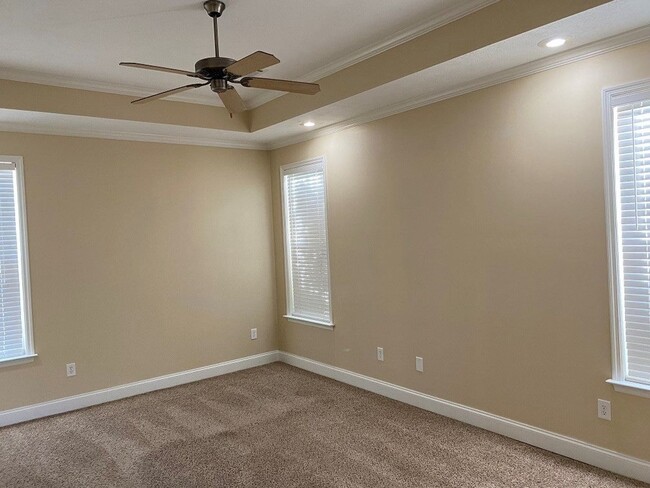 property at 933 Woody Hill Cir