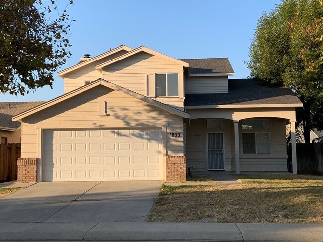 property at 1833 Houston Ave