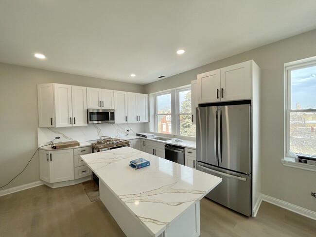 3600 W 26th St, Unit 2E in Chicago, IL - Foto de edificio - Building Photo