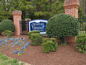 Chesapeake Crossing & The Courtyards in Chesapeake, VA - Building Photo - Building Photo