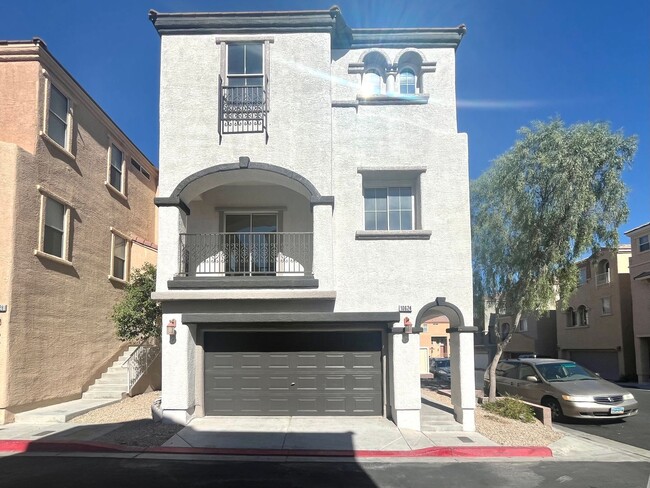 property at 10624 W Double Spring Ct