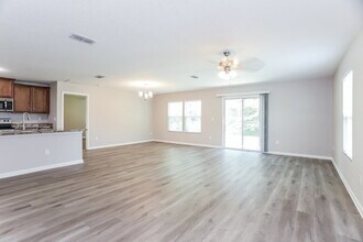12331 Glimmer Wy in Jacksonville, FL - Building Photo - Building Photo