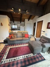 1474 Keller Rd in South Lake Tahoe, CA - Building Photo - Building Photo