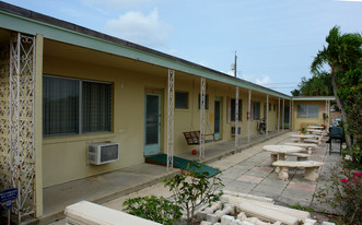 612 N Federal Hwy in Lake Worth, FL - Building Photo