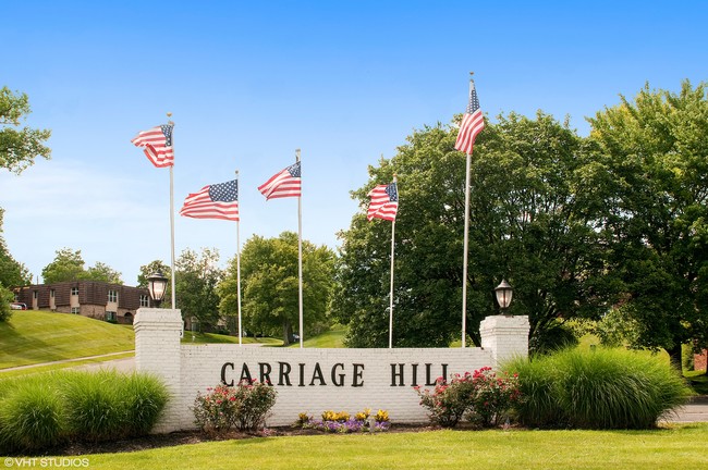 Carriage Hill Apartments in Hamilton, OH - Foto de edificio - Building Photo