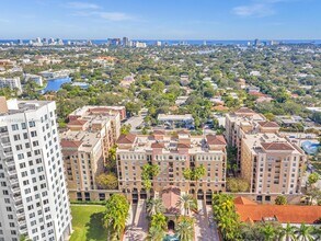 520 SE 5th Ave in Fort Lauderdale, FL - Foto de edificio - Building Photo