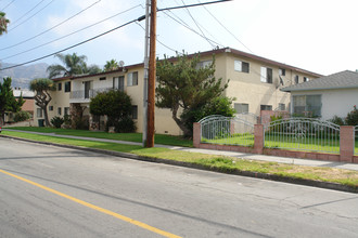 1524 Grismer Ave in Burbank, CA - Building Photo - Building Photo