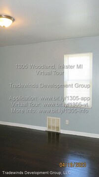 1305 Woodland Dr photo'