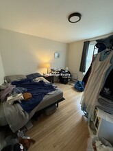 25 Granite St, Unit 3R in Somerville, MA - Building Photo - Building Photo