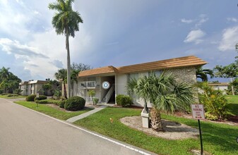 1830 Maravilla Ave in Ft. Myers, FL - Foto de edificio - Building Photo