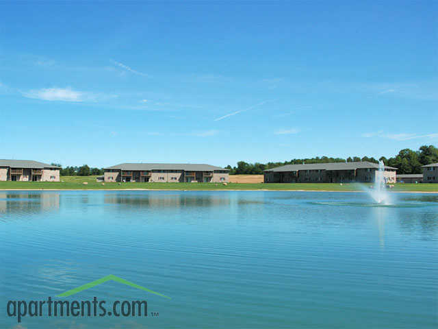 Natures Way Estates in Shawano, WI - Foto de edificio