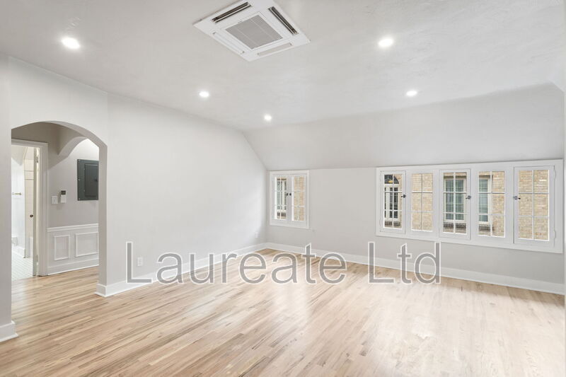 1058 Pearl St in Denver, CO - Building Photo