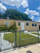 1884 NW 52nd St in Miami, FL - Building Photo - Building Photo