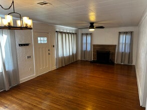 4475 Larchwood Pl in Riverside, CA - Foto de edificio - Building Photo