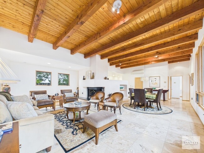 4 Birla Ct in Santa Fe, NM - Building Photo - Building Photo