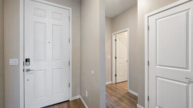 12658 W Northview Ave in Glendale, AZ - Building Photo - Building Photo