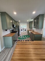 3306 George St in Savannah, GA - Building Photo