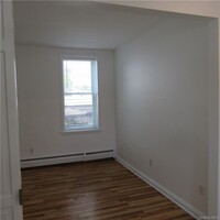 29 Taylor Ave in Poughkeepsie, NY - Building Photo - Building Photo