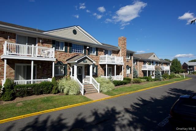 property at 204 Lakeland Ave