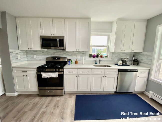 46 Brookley Rd, Unit 3