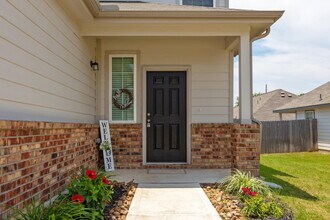 978 Marquis Dr in Bryan, TX - Building Photo - Building Photo