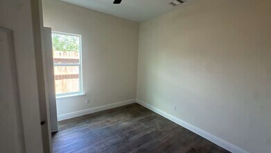 3810 Hiford Dr in Houston, TX - Building Photo - Building Photo