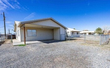 3249 White Ave in Clifton, CO - Building Photo - Building Photo