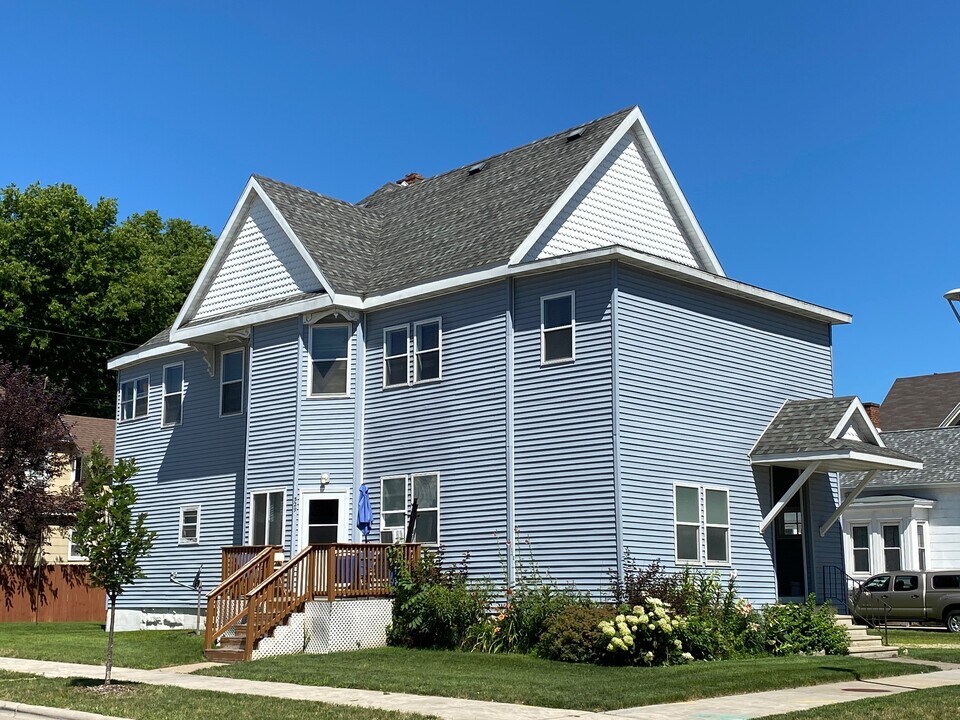 524 6th St S in La crosse, WI - Building Photo