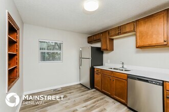 1171 Lakeview Dr in Clermont, FL - Building Photo - Building Photo