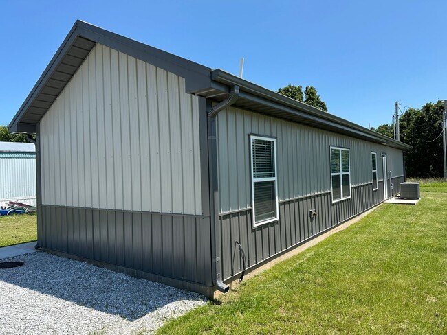 7318 Hercules Ln in Neosho, MO - Building Photo - Building Photo