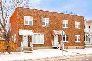 921 Sherbrooke St in Lachine, QC - Building Photo