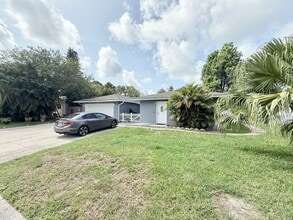 2658 Sunny Breeze Ave in Largo, FL - Building Photo - Building Photo