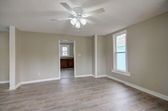 101 Baker Ave in Joliet, IL - Building Photo - Building Photo