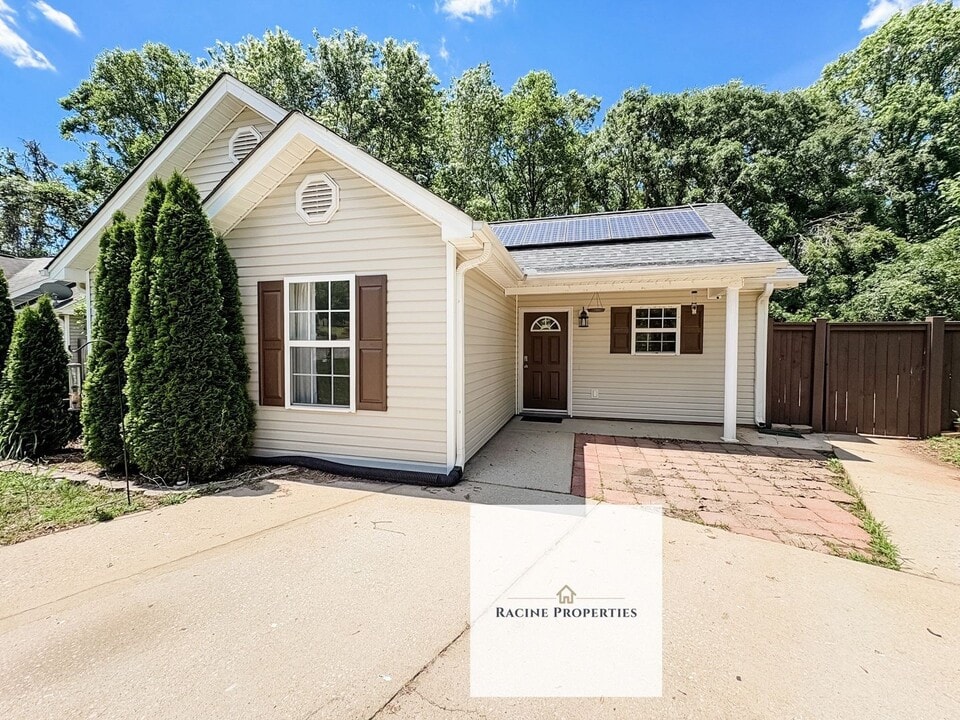 8 Galena Ct in Greenville, SC - Foto de edificio