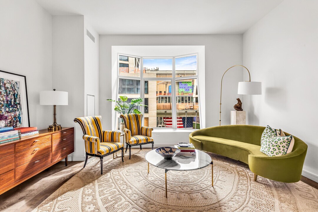 515 W 18th St in New York, NY - Building Photo