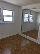 40 Harrison St, Unit 5 in Oak Park, IL - Building Photo - Building Photo