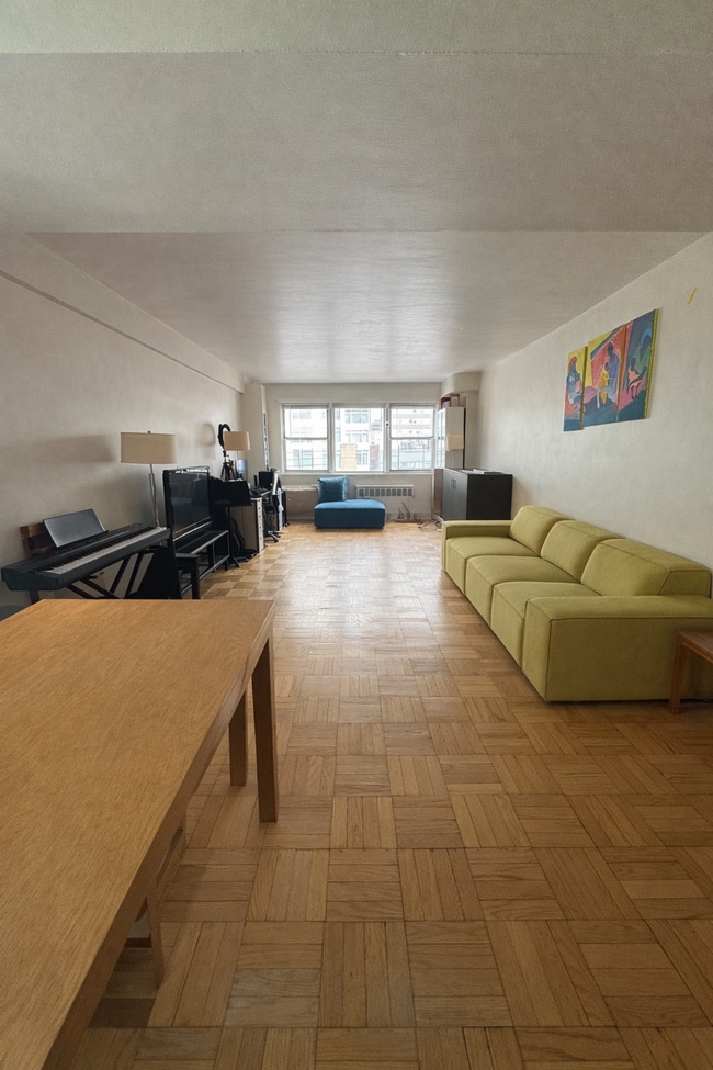 property at 404 E 66th St