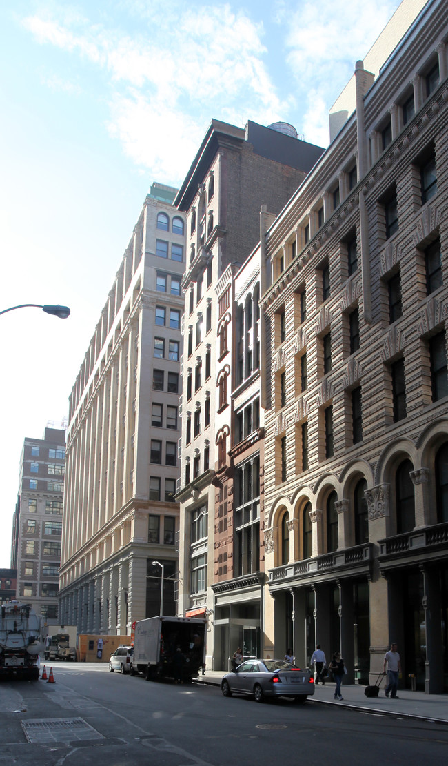 10 Waverly Pl in New York, NY - Foto de edificio - Building Photo