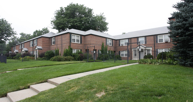 Jasmine Courtyard Townhomes