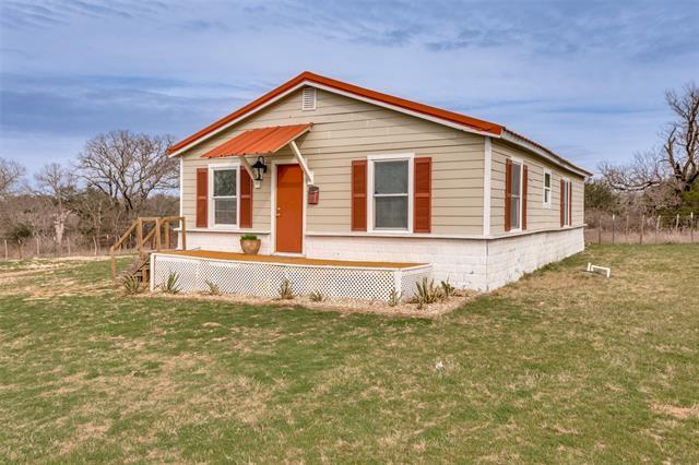 1584 Kelly Rd in Aledo, TX - Building Photo