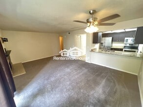 14120 E Temple Dr in Aurora, CO - Foto de edificio - Building Photo