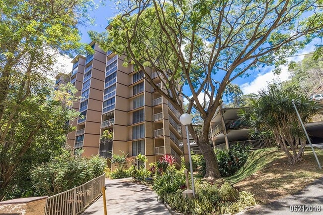 property at 95-227-227 Waikalani Dr