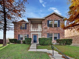 1246 Yukon Dr in Glenn Heights, TX - Building Photo