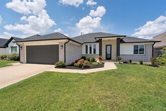 15908 Buffalo Dr in Oklahoma City, OK - Building Photo - Building Photo