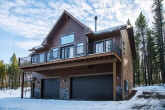 675 Belton Stage in West Glacier, MT - Building Photo - Building Photo